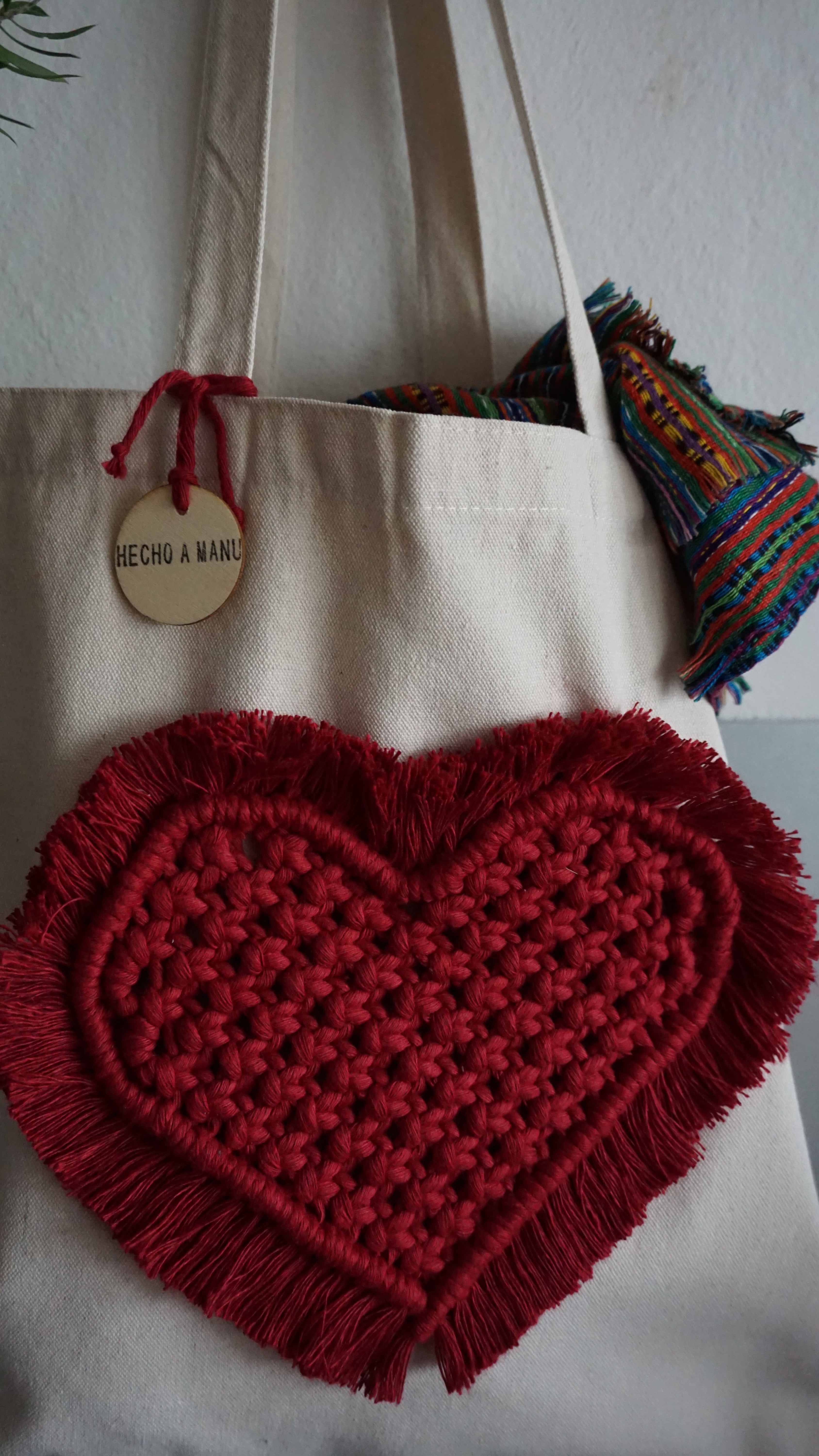 TOTE BAG CORAZÓN COLOR CEREZA